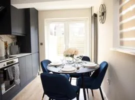 Stunning 4-Bedroom Home Sleeps 6
