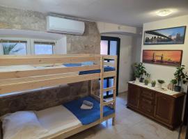 Rooms Deluxe marta, δωμάτιο σε οικογενειακή κατοικία στο Σπλιτ