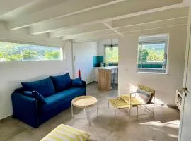 Direct Beach Access, Modern Stay with Hill View