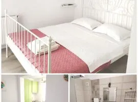 Garsoniera Olivia - Amarilia Apartments