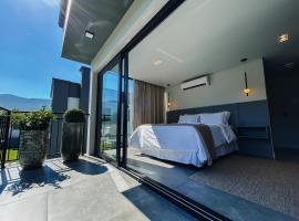 Zenith Canyonscape, hotel em Praia Grande