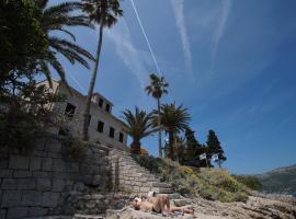 Posejdon Apartments, hotel a Korčula