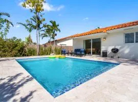 6BR 3BA Heated Pool Miami Vacation