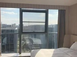 Hanting Hotel Shanghai Lingang New City Wanda Plaza