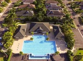 The Sunshine 3 Bedroom Villa with pool & gym