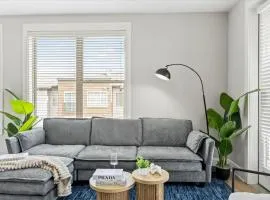 Luxurious King 2BR Suite in Waverly Charlotte!