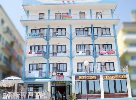 Hotel Caravel, hotell i Sottomarina