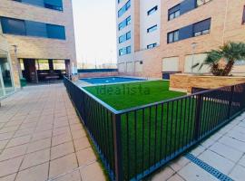 La Puerta de Logroño, con piscina y garaje!, hotel a Logroño