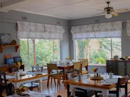 Tumble In、アンダーバーグの駐車場付きホテル