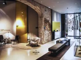 Caro Hotel