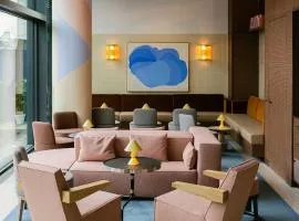 Kimpton Main Frankfurt by IHG