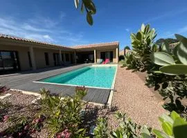 Casa Nostra Villa Récente Climatisée - Piscine Chauffée