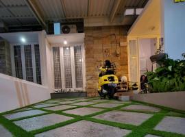 Villa kayana E8 Batu, Hotel in Karangploso