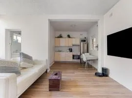 Spacious and Idyllic Unit in Little Manly