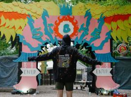 Oktoberfest and Springfest All-Inclusive Festival Camping, hotel in Munich