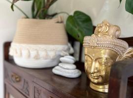 Iliodromi - The Sun Path Retreat，Vourli&oacute;tai的寵物友善飯店