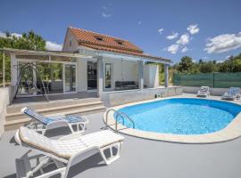 Villa Baras garden - house with pool