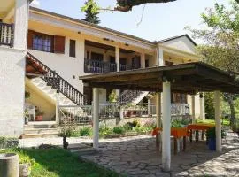 Iris Rooms Trigona