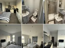 APARTMENT 1, Westmount