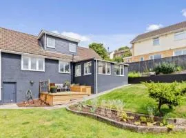 Cozy Dover House with 4 Bedrooms