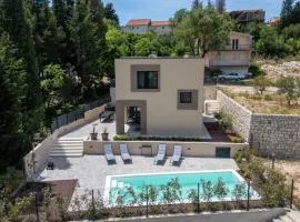 Villa D Cube by Villas Guide