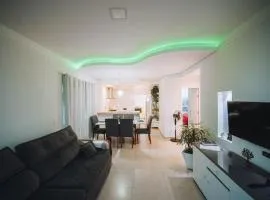 Sobrado com terraço gourmet e vista espetacular