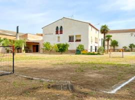 Masia el Carlos Private Pool - Cinema - AC - Game room, hotel i Bellcaire de Urgel