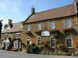 The Howard Arms
