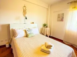 Superhost Stay Garden View Double Room near Lisbon and Beaches