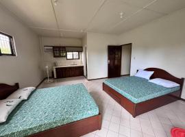 Beach Bar Sea Scape Resort, Hotel in Sampong