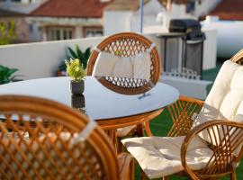 Teraslı Müstakil Ev, hotel a Cunda