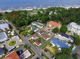Ferienwohnungen "Strand & Gut" - Dietmar Opel, hotel in Zempin