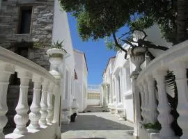 Castellino Studios