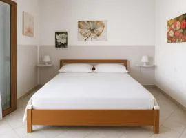 Annalisa Flat