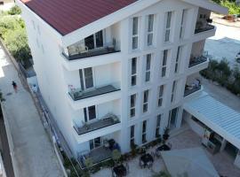 Hotel Noel, апарт-отель во Влёре