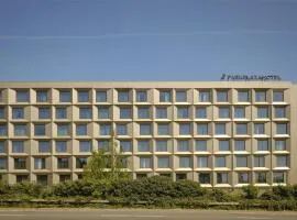 Park Plaza London, Park Royal