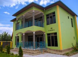 Jordana Homes, hotel com estacionamento em Nyarugina