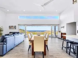 Ocean View Villa & Private Pool in Mar Vista