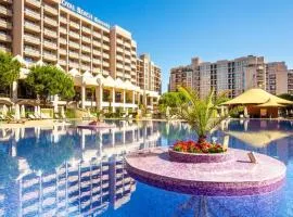 Luxury sea view, 5star Barcelo on Beach