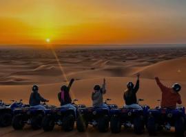 Sahara luxury camp, hotel v destinaci Oulad Akkou