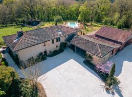 Le Rivalou - Chambres d'hôtes - Grazac - Tarn, hotel v destinaci Grazac