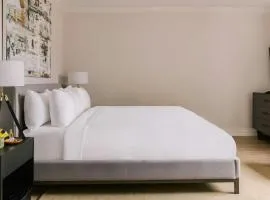 The Sunset Hotel West End, Sonder by Marriott Bonvoy、バンクーバーのビーチ周辺のバケーションレンタル