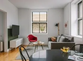 Sonder by Marriott Bonvoy Le Victoria Apartments Old Montreal