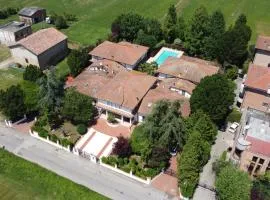 Villa Petrone - Luxury Home tra Bologna e Modena - Wi-Fi, Biliardo, Jacuzzi e piscina