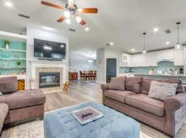 Spacious Home with Sunroom, 15 Mi to Pensacola!