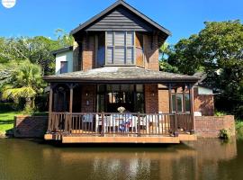 Villa G6 - Selborne Golf Estate, hotel en Pennington