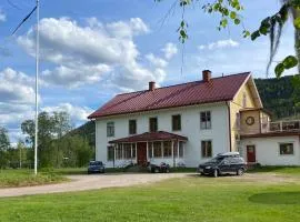 Mysig lägenhet i Prästgård nära Branäs