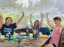 MI CASA-SU CASA GLAMPING CAMPSITE 65 Cash-Paypal-VISA-MC -10ft Huge Tent-Rental- Shadowed Fruit Trees -Cozy- Secret Garden Forest w Queen-Inflatable-Bed Linen-towel-Fan -5 Minutes Walk to JAK BIOBAY TOUR, Restaurants-Esperanza-Sun-Bay-Black Sand Beaches