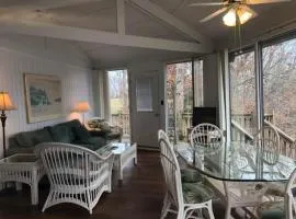 Treetop Village-2bed2bathpoolsdock6-8pp
