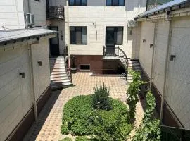 Avlod Guest House